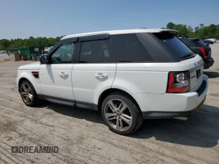 2013 Land Rover Range Rover Sport SC z VIN SALSH2E40DA778879, wystawiony jako Copart lot #59311415 z przebiegiem 132 111 mil mil oraz Tytuł czysty. Historia ofert i sprzedaży dostępna na DreamBid. Obrazek 2.