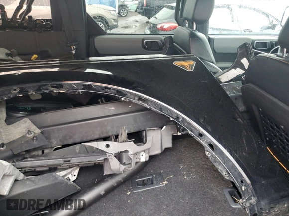 2022 Ford Bronco with VIN 1FMEE5DH5NLA84662, listed as a Copart auction lot 59847245 with 10,768 mi miles and Salvage title. Bid and sale history available at DreamBid. Image 11.