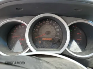 2006 Toyota Tacoma z VIN 5TEMU52N66Z163840, wystawiony jako Copart lot #44407764 z przebiegiem 239 100 mil mil oraz Szkoda całkowita • Salvage title. Historia ofert i sprzedaży dostępna na DreamBid. Obrazek 9.