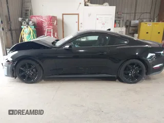 2020 Ford Mustang GT with VIN 1FA6P8CFXL5158685, listed as a IAAI auction lot 42276105 with 13,775 mi miles and . Bid and sale history available at DreamBid. Image 14.