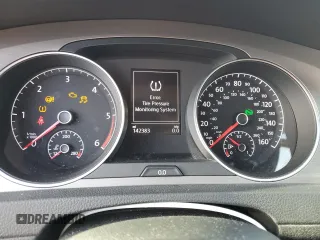 2015 Volkswagen Golf SportWagen TDI SEL with VIN 3VWCA7AU4FM519804, listed as a Copart auction lot 41562505 with 142,383 mi miles and Salvage Title. Bid and sale history available at carsss.com. Image 9.