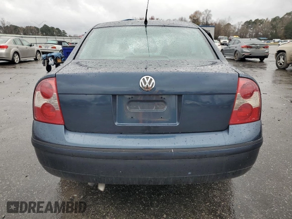2004 Volkswagen Passat GL with VIN WVWMD63B74P192522, listed as a Copart auction lot 84493224 with 137,689 mi miles and Salvage title. Bid and sale history available at DreamBid. Image 6.