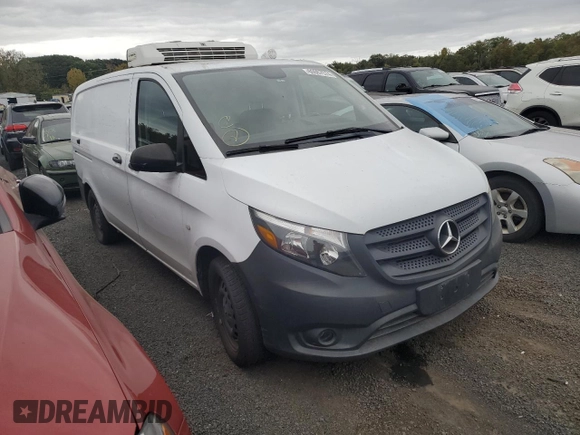 2020 Mercedes-Benz Metris Cargo with VIN WD3PG2EAXL3640351, listed as a Copart auction lot 69067574 with 68,754 mi miles and Salvage Title. Bid and sale history available at carsss.com. Image 4.