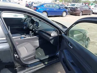 2024 Nissan Altima SV with VIN 1N4BL4DV3RN409614, listed as a IAAI auction lot 41970274 with 23,111 mi miles and . Bid and sale history available at DreamBid. Image 5.