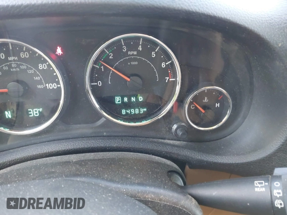 2017 Jeep Wrangler Unlimited Sahara with VIN 1C4BJWEG0HL587163, listed as a IAAI auction lot 41252399 with 84,983 mi miles. Bid and sale history available at carsss.com. Image 15.