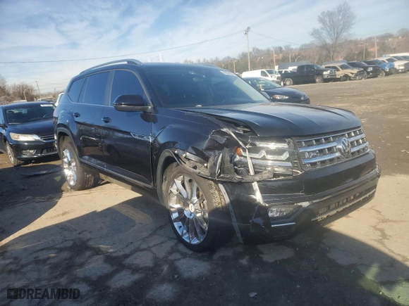 2019 Volkswagen Atlas 3.6L V6 SE w/Technology R-Line with VIN 1V2XR2CA1KC555219, listed as a Copart auction lot 86820824 with 111,747 mi miles and Salvage Title. Bid and sale history available at carsss.com. Image 4.