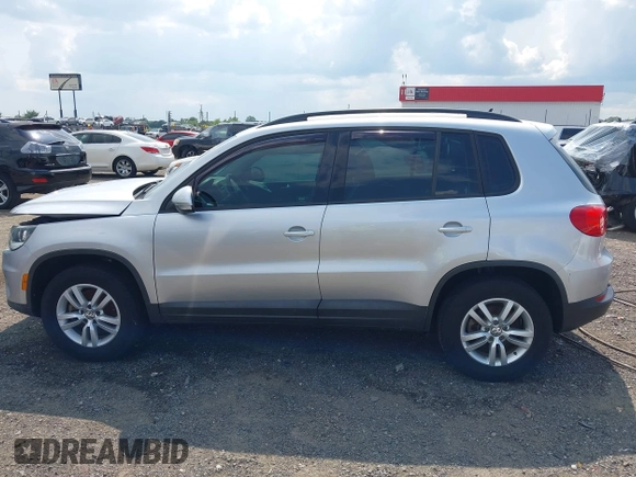 2016 Volkswagen Tiguan R-Line with VIN WVGAV7AX7GW557260, listed as a IAAI auction lot 42569691 with 96,019 mi miles and . Bid and sale history available at DreamBid. Image 15.