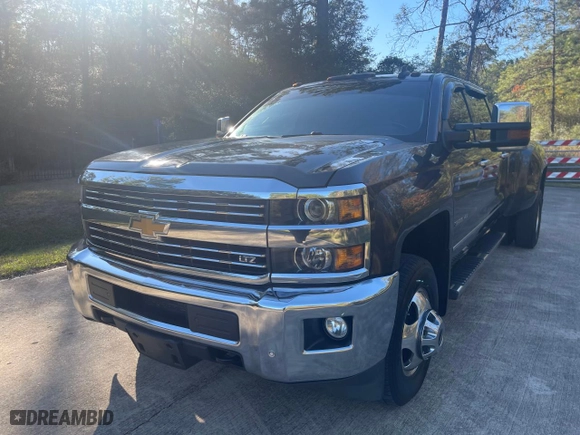 2016 Chevrolet Silverado 3500HD LTZ with VIN 1GC4K0C88GF102148, listed as a Copart auction lot 53585335 with 234,717 mi miles and Salvage Title. Bid and sale history available at carsss.com. Image 2.