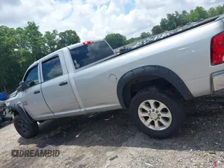 2016 Ram 2500 Tradesman with VIN 3C6UR5HJ9GG264459, listed as a IAAI auction lot 42474269 with 199,961 mi miles and . Bid and sale history available at DreamBid. Image 14.