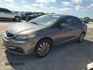 2014 Honda Civic LX z VIN 19XFB2F54EE079531, wystawiony jako Copart lot #56639335 z przebiegiem 169 076 mil mil oraz Szkody całkowita. Historia ofert i sprzedaży dostępna na DreamBid. Obrazek 1.