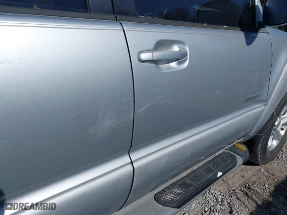 2003 Toyota 4Runner SR5 with VIN JTEZU14R238004904, listed as a IAAI auction lot 41185690 with 1 mi miles. Bid and sale history available at carsss.com. Image 15.