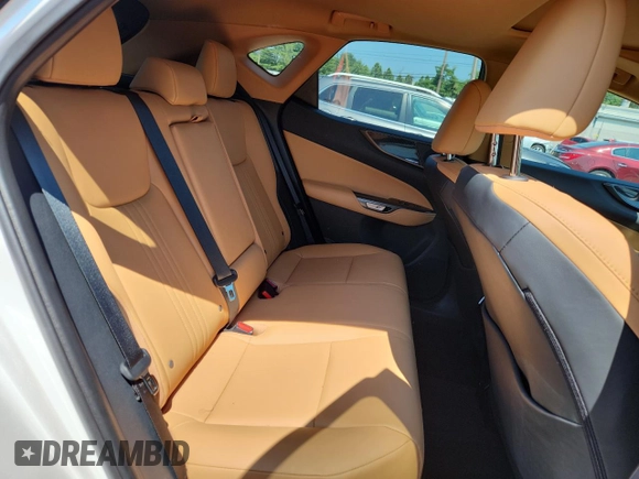 2025 Lexus NX 350 z VIN 2T2AGCEZ2SC073402, wystawiony jako Copart lot #63376795 z przebiegiem 4 987 mil mil oraz Szkoda całkowita • Salvage title. Historia ofert i sprzedaży dostępna na DreamBid. Obrazek 11.