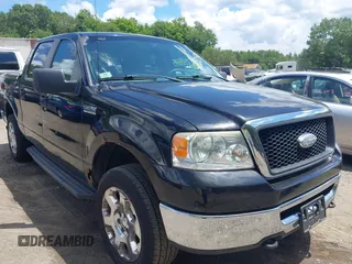 2007 Ford F-150 XLT z VIN 1FTPW14547FA96540, wystawiony jako IAAI lot #42750545 z przebiegiem 150 864 mil mil oraz . Historia ofert i sprzedaży dostępna na DreamBid. Obrazek 1.