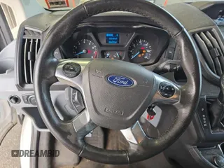 2017 Ford Transit с VIN 1FTYR1YM5HKB43600, выставлен на аукционе IAAI как лот 42626660 с пробегом 34 725 миль миль и . История ставок и продаж доступна на DreamBid. Изображение 9.