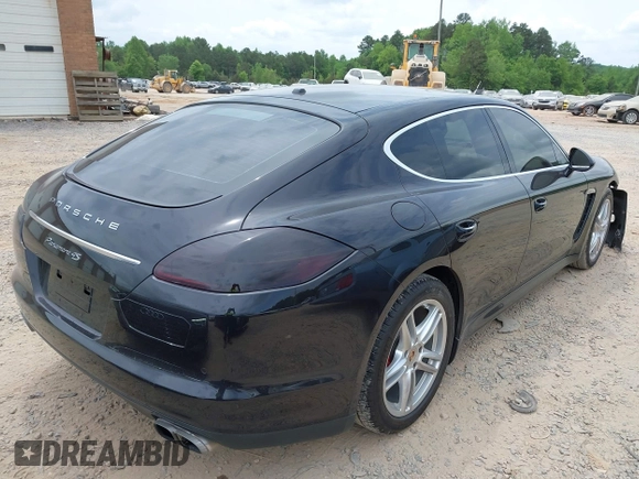 2013 Porsche Panamera 4S z VIN WP0AB2A71DL061108, wystawiony jako IAAI lot #42063281 z przebiegiem 90 100 mil mil oraz . Historia ofert i sprzedaży dostępna na DreamBid. Obrazek 4.
