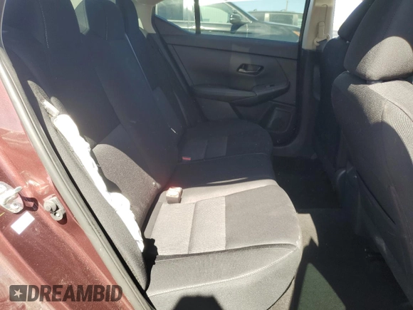 2024 Nissan Sentra SV with VIN 3N1AB8CV2RY242542, listed as a Copart auction lot 61614795 with 5,960 mi miles and Salvage title. Bid and sale history available at DreamBid. Image 10.