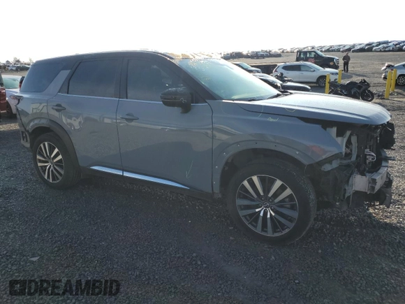2022 Nissan Pathfinder Platinum z VIN 5N1DR3DH7NC202215, wystawiony jako Copart lot #86313314 z przebiegiem 76 646 mil mil oraz Szkoda całkowita • Salvage title. Historia ofert i sprzedaży dostępna na DreamBid. Obrazek 4.