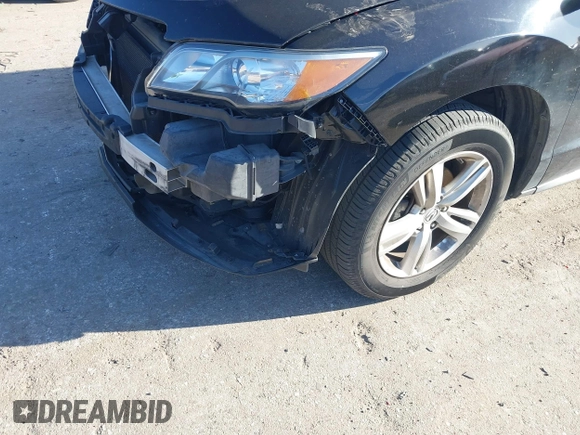 2014 Acura RDX with VIN 5J8TB3H30EL009005, listed as a IAAI auction lot 41724422 with 127,207 mi miles. Bid and sale history available at carsss.com. Image 6.