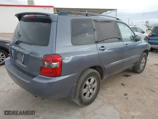2007 Toyota Highlander with VIN JTEHP21A570190188, listed as a IAAI auction lot 41665640 with 328,585 mi miles. Bid and sale history available at carsss.com. Image 4.