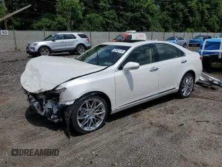 2011 Lexus ES 330 with VIN JTHBK1EG6B2460090, listed as a Copart auction lot 62082175 with Not provided miles and Salvage title. Bid and sale history available at DreamBid. Image 1.