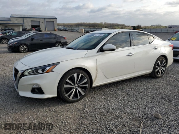 2019 Nissan Altima 2.5 Platinum with VIN 1N4BL4FV1KC114851, listed as a Copart auction lot 51413915 with 68,424 mi miles and Salvage Title. Bid and sale history available at carsss.com. Image 1.