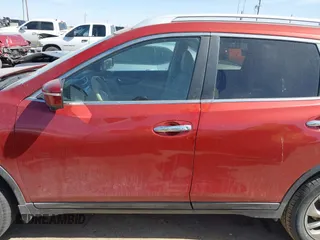2014 Nissan Rogue S z VIN 5N1AT2MT7EC852455, wystawiony jako IAAI lot #41691195 z przebiegiem 66 531 mil mil oraz . Historia ofert i sprzedaży dostępna na DreamBid. Obrazek 14.