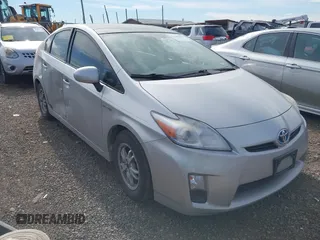 2010 Toyota Prius II with VIN JTDKN3DUXA1142117, listed as a IAAI auction lot 41349929 with 281,934 mi miles. Bid and sale history available at carsss.com. Image 1.