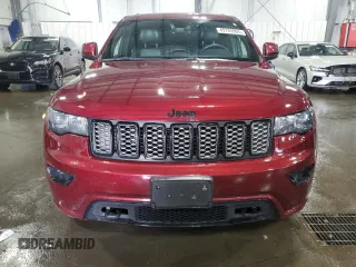 2018 Jeep Grand Cherokee Upland with VIN 1C4RJFAG0JC305467, listed as a Copart auction lot 49789965 with 104,761 mi miles and Salvage title. Bid and sale history available at DreamBid. Image 5.