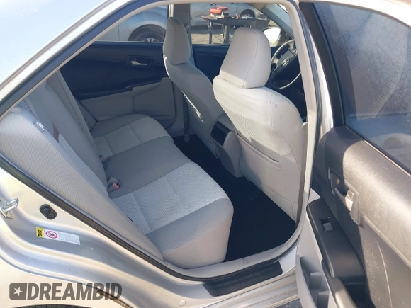 2012 Toyota Camry L z VIN 4T1BF1FK7CU001984, wystawiony jako IAAI lot #41585144 z przebiegiem 20 585 mil mil oraz . Historia ofert i sprzedaży dostępna na DreamBid. Obrazek 8.