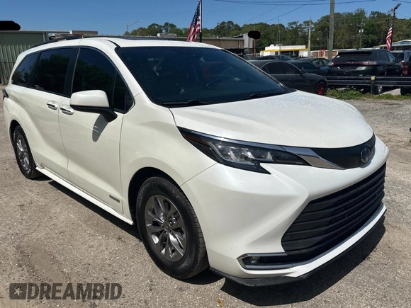 2021 Toyota Sienna XLE with VIN 5TDYRKEC5MS047289, listed as a Copart auction lot 50763995 with 231,314 mi miles and Clean Title. Bid and sale history available at DreamBid. Image 1.