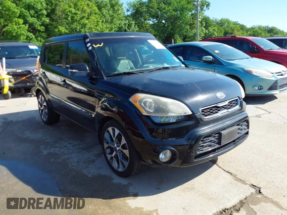 2012 Kia Soul + with VIN KNDJT2A67C7404399, listed as a IAAI auction lot 42090661 with 138,993 mi miles. Bid and sale history available at carsss.com. Image 1.