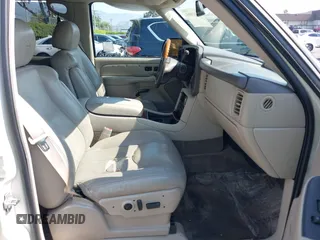 2004 Cadillac Escalade with VIN 1GYEC63T74R310907, listed as a IAAI auction lot 42747095 with 165,755 mi miles and . Bid and sale history available at DreamBid. Image 5.