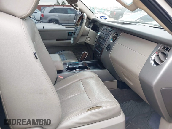 2007 Ford Expedition EL Limited with VIN 1FMFK19537LA89141, listed as a IAAI auction lot 41583578 with 232,462 mi miles. Bid and sale history available at carsss.com. Image 5.
