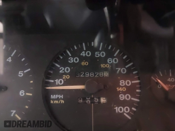 1994 Jeep Grand Cherokee Limited с VIN 1J4GZ78Y8RC198596, выставлен на аукционе IAAI как лот 41943421 с пробегом 329 828 миль миль и . История ставок и продаж доступна на DreamBid. Изображение 15.