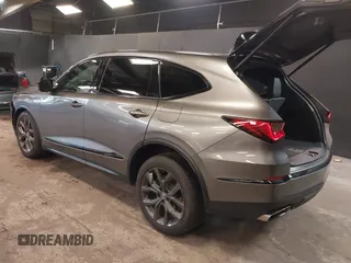 2024 Acura MDX w/A-Spec Package with VIN 5J8YE1H08RL001585, listed as a IAAI auction lot 42211267 with 14,307 mi miles and . Bid and sale history available at DreamBid. Image 3.