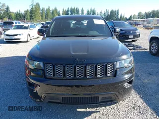 2018 Jeep Grand Cherokee Laredo E с VIN 1C4RJFAG6JC106066, выставлен на аукционе IAAI как лот 42433285 с пробегом 61 611 миль миль и . История ставок и продаж доступна на DreamBid. Изображение 13.