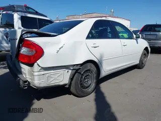 2004 Toyota Camry LE with VIN 4T1BE32KX4U284600, listed as a IAAI auction lot 41855214 with 116,758 mi miles. Bid and sale history available at carsss.com. Image 4.