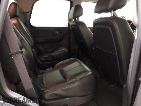 2011 GMC Yukon SLT with VIN 1GKS2CE04BR145686, listed as a IAAI auction lot 41909122 with 105,574 mi miles and . Bid and sale history available at DreamBid. Image 8.