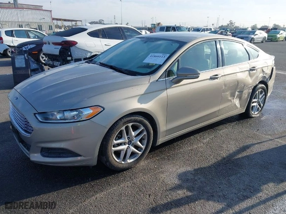2015 Ford Fusion SE with VIN 3FA6P0HDXFR105639, listed as a IAAI auction lot 41860113 with 78,389 mi miles. Bid and sale history available at carsss.com. Image 2.