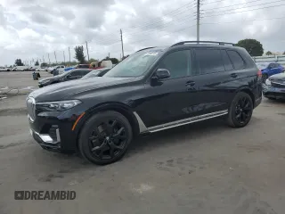 2021 BMW X7 xDrive40i with VIN 5UXCW2C06M9E44604, listed as a Copart auction lot 45846115 with 64,388 mi miles and Salvage Title. Bid and sale history available at carsss.com. Image 1.