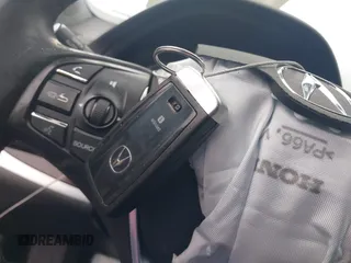 2015 Acura TLX Technology z VIN 19UUB2F56FA008991, wystawiony jako IAAI lot #41464023 z przebiegiem 119 818 mil mil oraz . Historia ofert i sprzedaży dostępna na DreamBid. Obrazek 11.