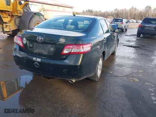 2011 Toyota Camry LE with VIN 4T1BK3EKXBU617850, listed as a IAAI auction lot 41647333 with 221,533 mi miles. Bid and sale history available at carsss.com. Image 4.
