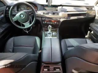 2012 BMW 7 Series 740Li z VIN WBAKB4C57CC577092, wystawiony jako Copart lot #47455255 z przebiegiem 155 763 mil mil oraz Tytuł czysty. Historia ofert i sprzedaży dostępna na DreamBid. Obrazek 8.