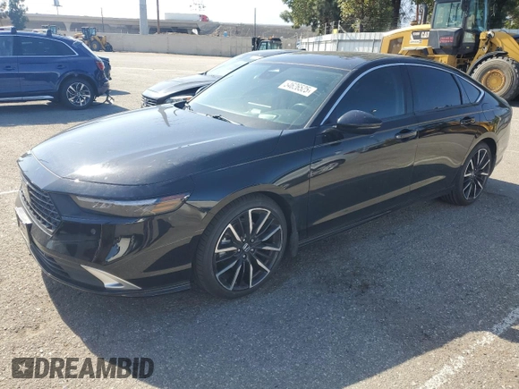 2024 Honda Accord Touring z VIN 1HGCY2F86RA010166, wystawiony jako Copart lot #54626525 z przebiegiem 43 472 mil mil oraz Szkoda całkowita • Salvage title. Historia ofert i sprzedaży dostępna na DreamBid. Obrazek 1.