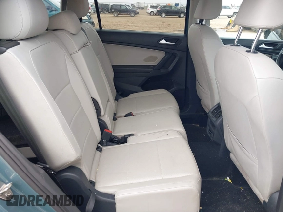2019 Volkswagen Tiguan SE with VIN 3VV3B7AX3KM139472, listed as a IAAI auction lot 41674213 with 47,990 mi miles and . Bid and sale history available at DreamBid. Image 8.