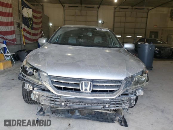 2015 Honda Accord EX-L с VIN 1HGCR2F86FA033827, выставлен на аукционе Copart как лот 89007255 с пробегом 205 834 миль миль и Списание • Salvage title. История ставок и продаж доступна на DreamBid. Изображение 5.