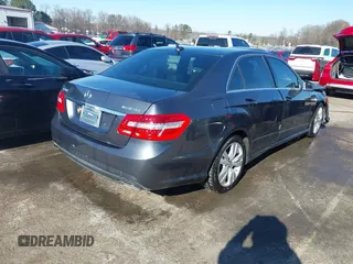 2013 Mercedes-Benz E-Class E 350 Luxury BlueTEC with VIN WDDHF2EB8DA721566, listed as a IAAI auction lot 41252973 with 144,580 mi miles. Bid and sale history available at carsss.com. Image 4.