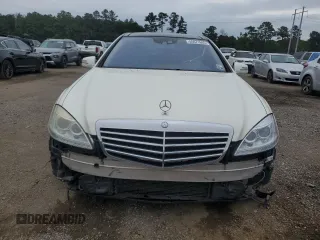 2010 Mercedes-Benz S 550 with VIN WDDNG7BB6AA332065, listed as a Copart auction lot 55071685 with 209,325 mi miles and Salvage Title. Bid and sale history available at DreamBid. Image 5.