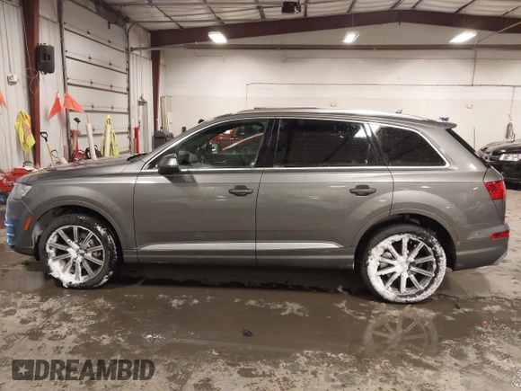2017 Audi Q7 Premium Plus with VIN WA1LAAF71HD056659, listed as a IAAI auction lot 41729649 with 105,685 mi miles. Bid and sale history available at carsss.com. Image 14.