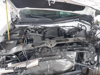 2018 Chevrolet Silverado 1500 LT with VIN 3GCPCREC8JG203874, listed as a IAAI auction lot 41585596 with Not Provided miles. Bid and sale history available at carsss.com. Image 10.